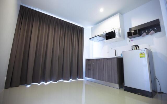Number 4 Apartment