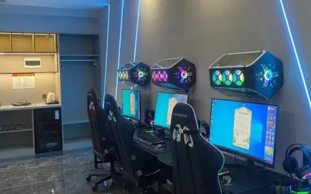 A Jia E-sports Hotel