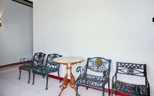 Hotel O Krakatau Near Universitas Muhammadiya Sumatra Utara ( UMSU )