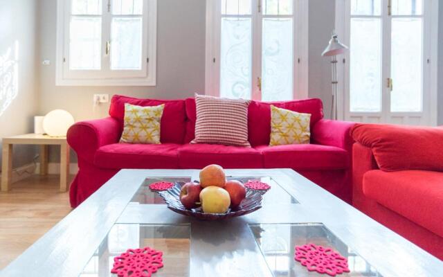 Mundo Nuevo: Acogedor Apartamento En El Centro