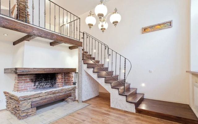 Apartments on Karl Marx str 20