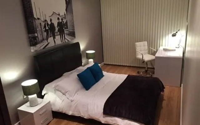 The Glasshouse Apartment