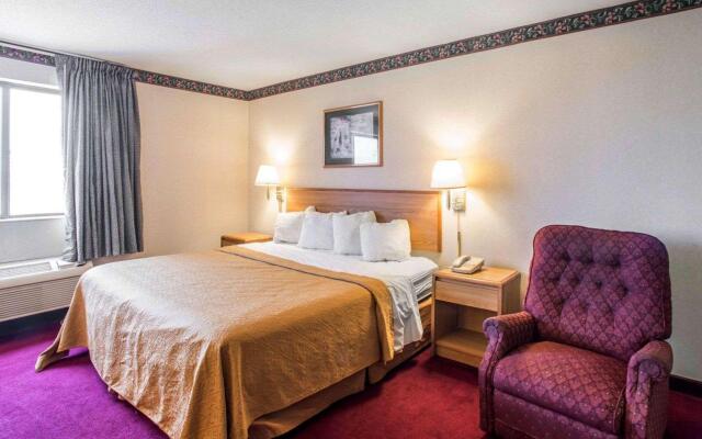 Quality Inn & Suites Caseyville - St. Louis