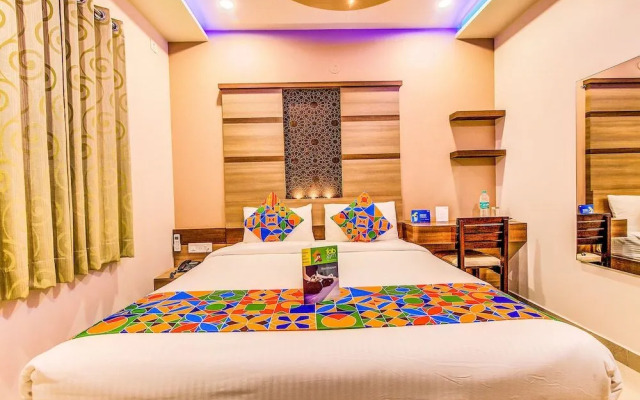 FabHotel Vipra Enclave