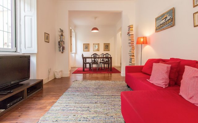 Spacious Tailor Made Bairro Alto