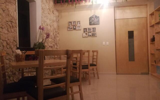 Hotel Virreyes