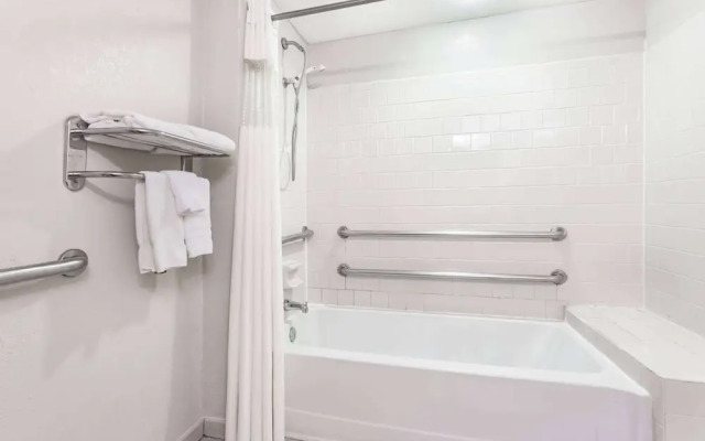 Travelodge - Winchester