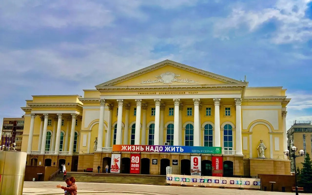 Риконе на улице Максима Горького