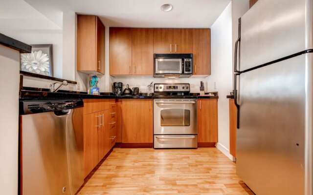 Global Luxury Suites Bridgepoint Circle