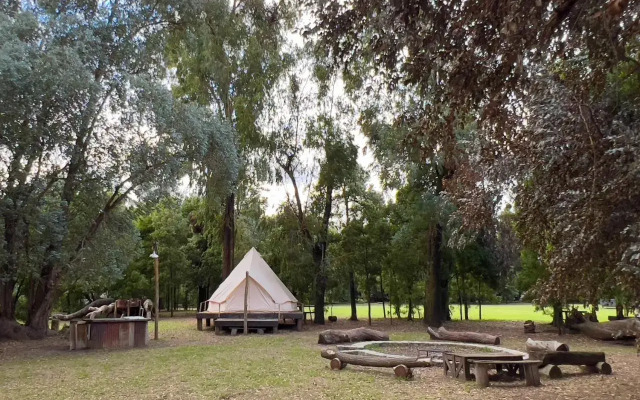 REFUGIO Natural Glamping