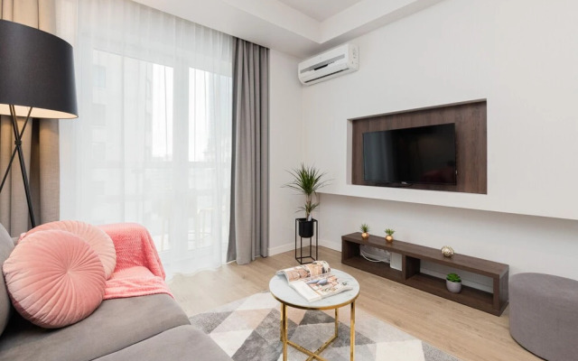 Platinum Towers Grzybowska by Renters