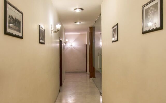 Collection O 353 Hotel Four Boutique