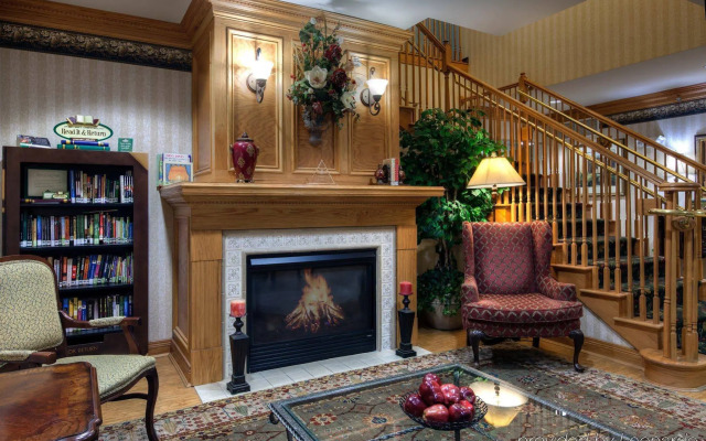 Comfort Inn & Suites Northern Kentucky