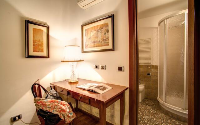 Residenza Domizia- Guest House