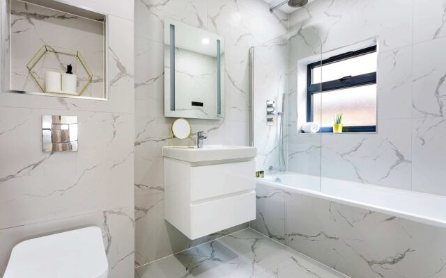 The West London Luxury Apartment