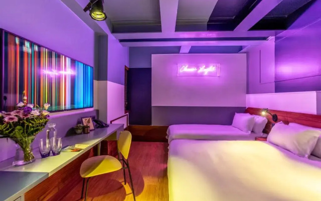 Stay Inn Hostel