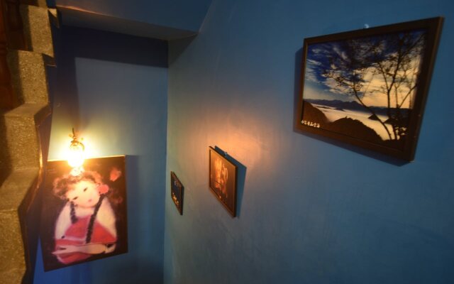 Sun Moon Love Hotel
