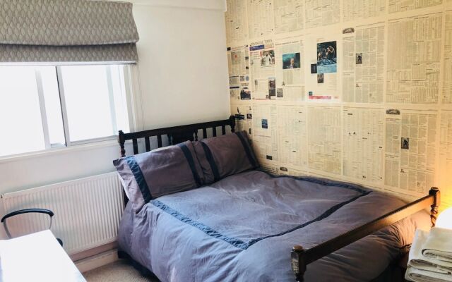 Shadwell 2 Bedroom Flat