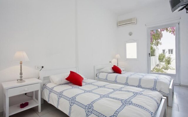 Sunday Hotel