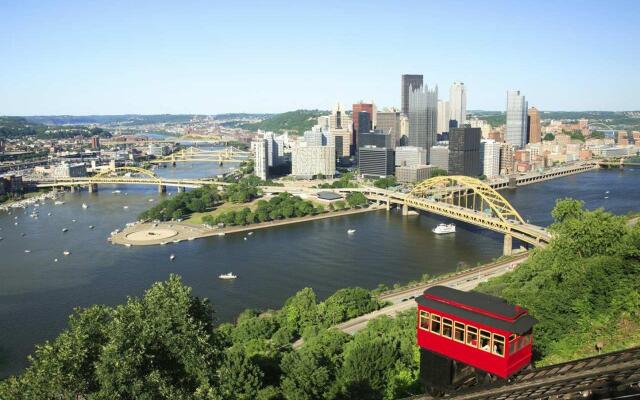 Hampton Inn Pittsburgh/Monroeville