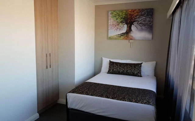 Nightcap at Burnie Townhouse