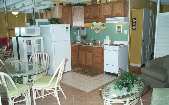 Gulf Village 106 condo