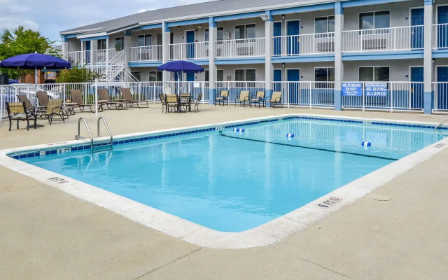 Rodeway Inn North Charleston - Ashley Phosphate