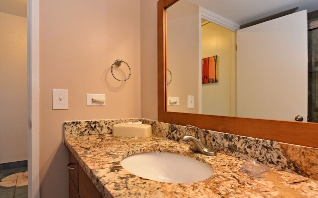 Kahana Reef 414 by RedAwning