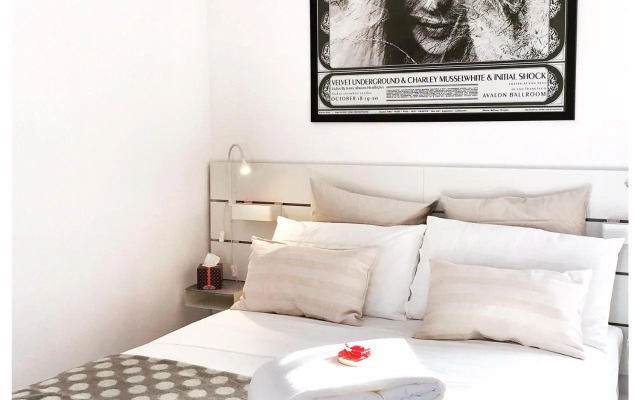 PIGNETO VILLAGE Roma Guest House Apartment