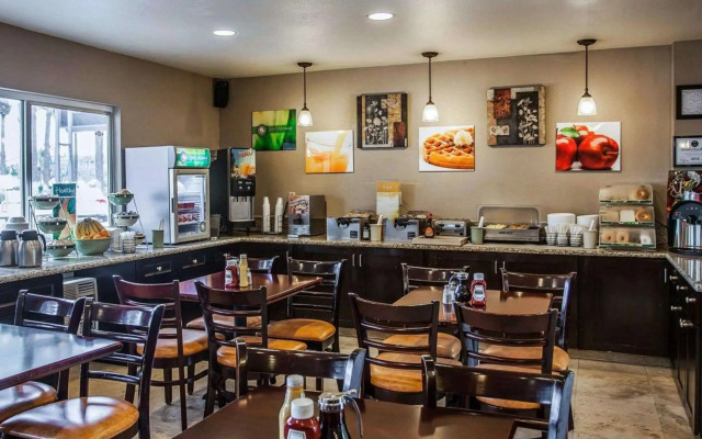 Quality Inn & Suites Anaheim At The Park