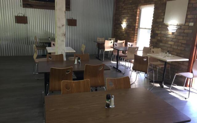Coomera Motor Inn