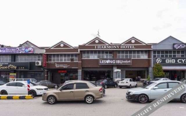 OYO 960 I Harmony Hotel