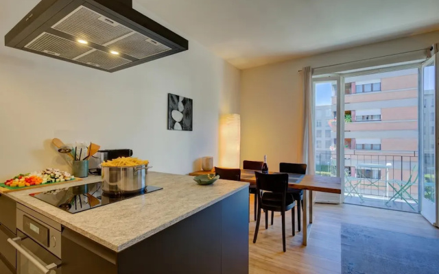 Modern Apartment Near Lake Lugano – Guest Rooms – Lugano