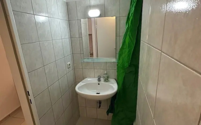 2-Rent Group Hostel Apartments HAN53