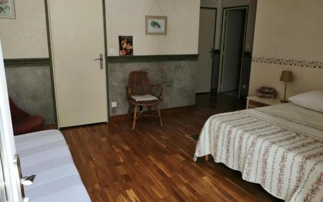 Spacieuse maison de village avec jardin patio