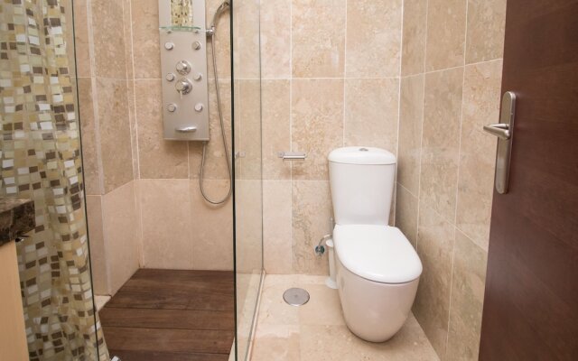 Amazing Modern Studio by La Recepcion