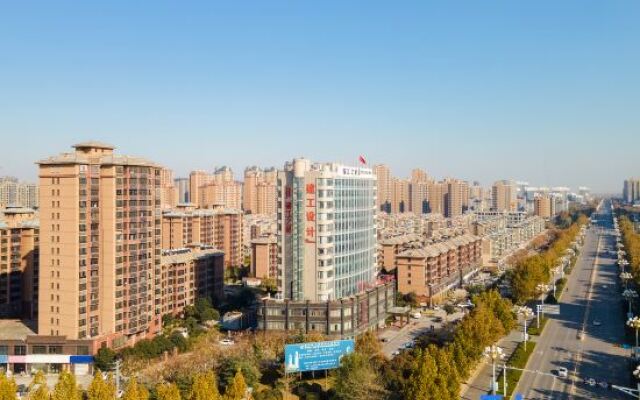 Jinjiang Inn (Heze Dingtao Fuxing Avenue)