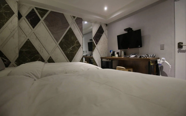 Blanc Hotel Cheongju
