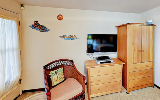 1235 NW Spring St Home