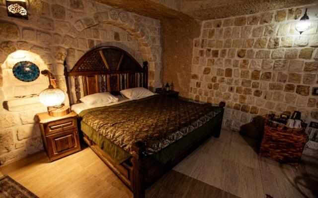 Oread Cave Suites