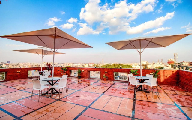 FabHotel Prime Ivory Pearl II