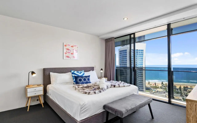 Circle on Cavill - Hosted by Coastal Letting