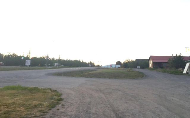 Kluane Park Inn