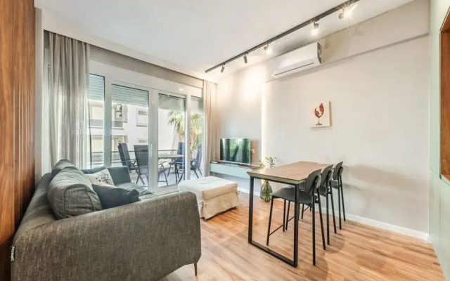 Luxury Seaview Apartment Free Parking