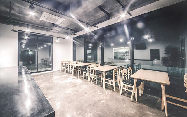 Jeju By the Hill Pension