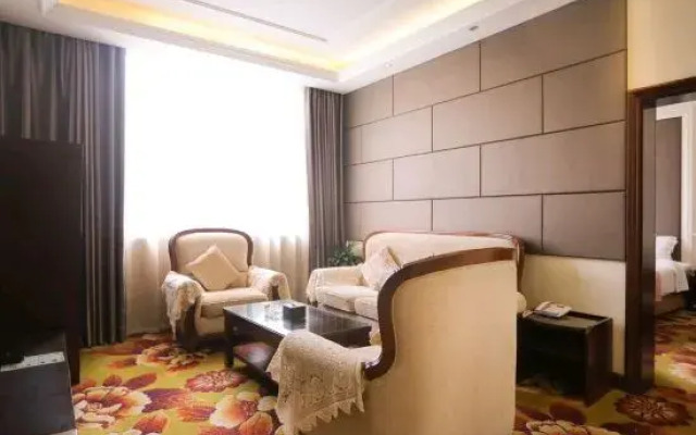 Donghua Hotel Bazhong