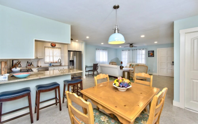 Orangina Vacation Rental