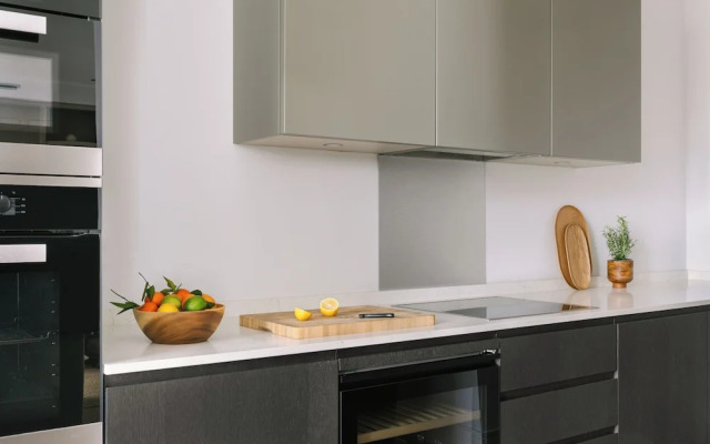 Beautiful Westminster Suites by Sonder