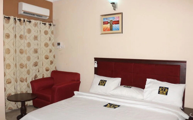TommsVille Hotels