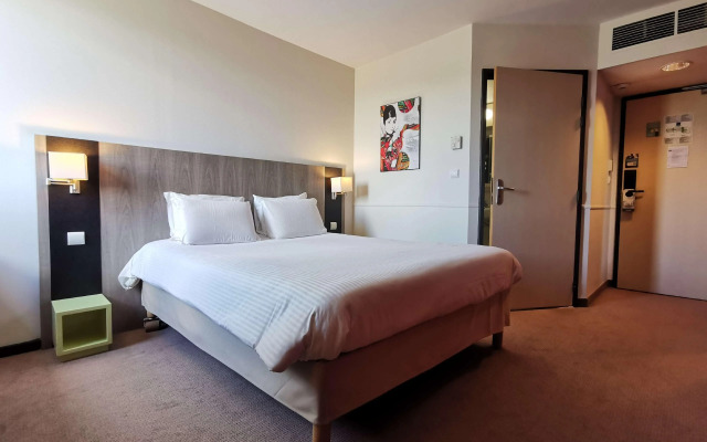 Mercure Chartres Est